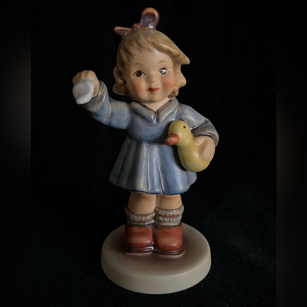 M I Hummel Goebel WAIT FOR ME Girl Figurine with Duck Hum 2148/A
